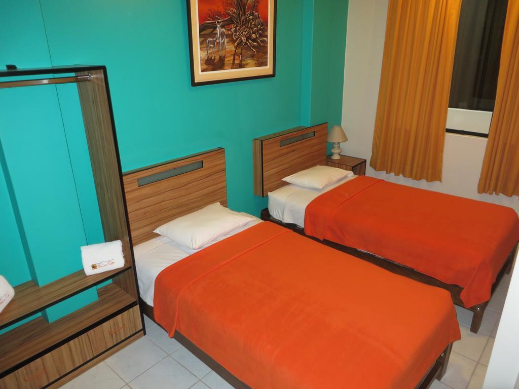 Hostal Hellen Ross Nazca Quarto foto